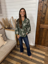 Load image into Gallery viewer, Mary Claire’s Dark Blue Petite JB Jeans

