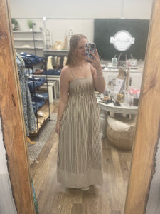 The Weekend Dress