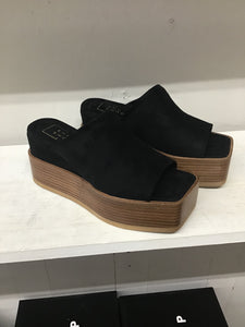 Karlie Platform